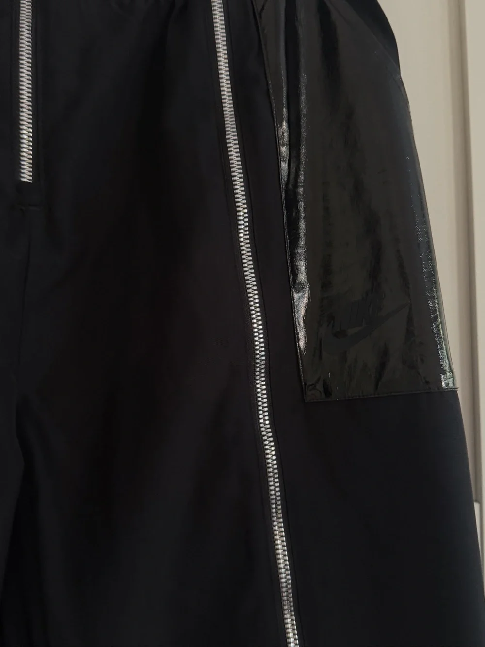 Nike Black Cargo Pants With Zipper Details, Size M - Worn Once